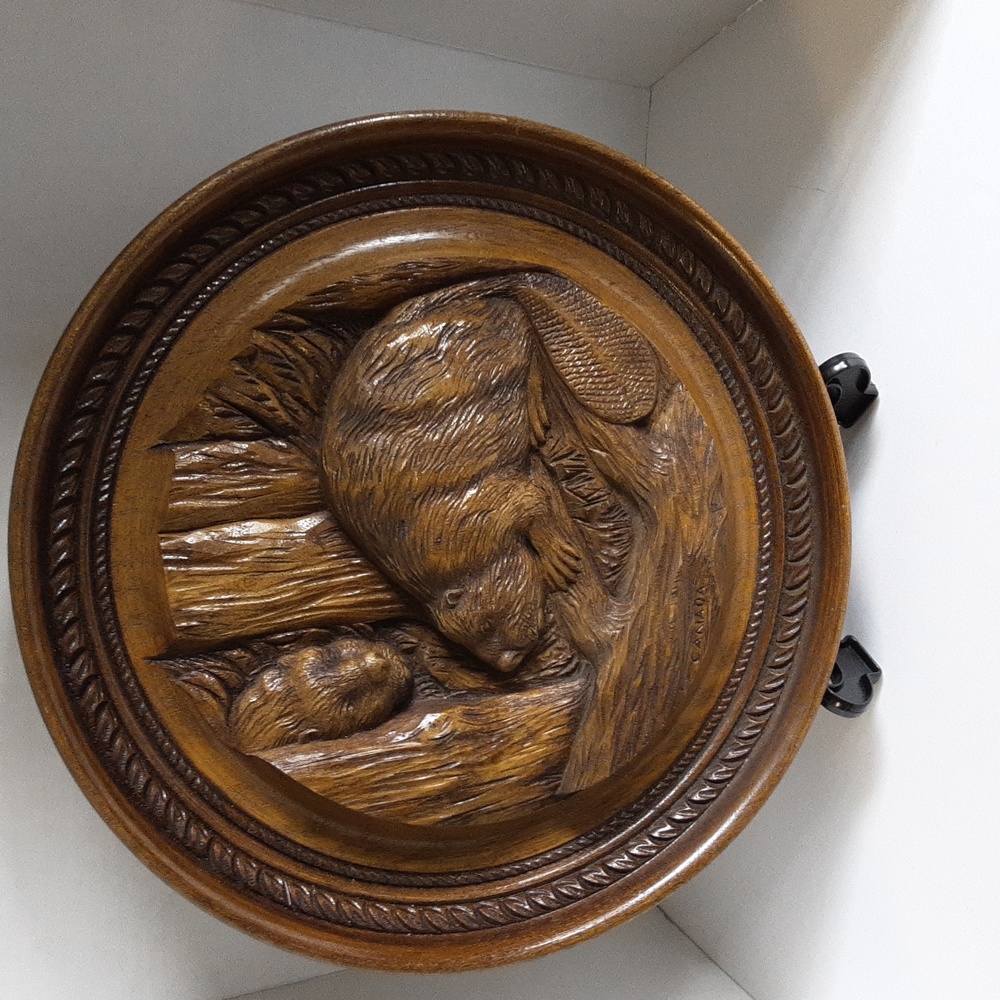 Vintage Large Rustic Beaver Plaque 14.5" Faux Wood Wall Decor Cabincore Cottage